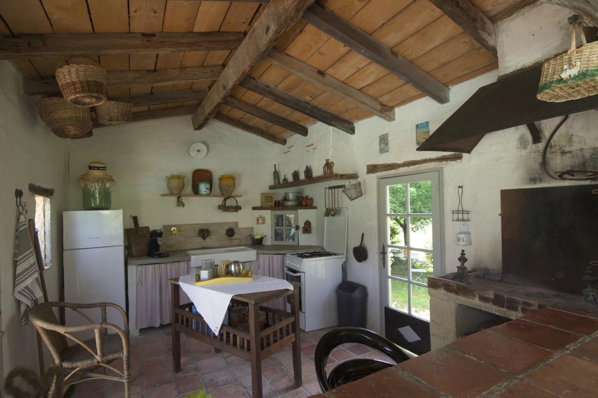 Au Bel Air Bed & Breakfast Clermont-Pouyguilles Eksteriør bilde