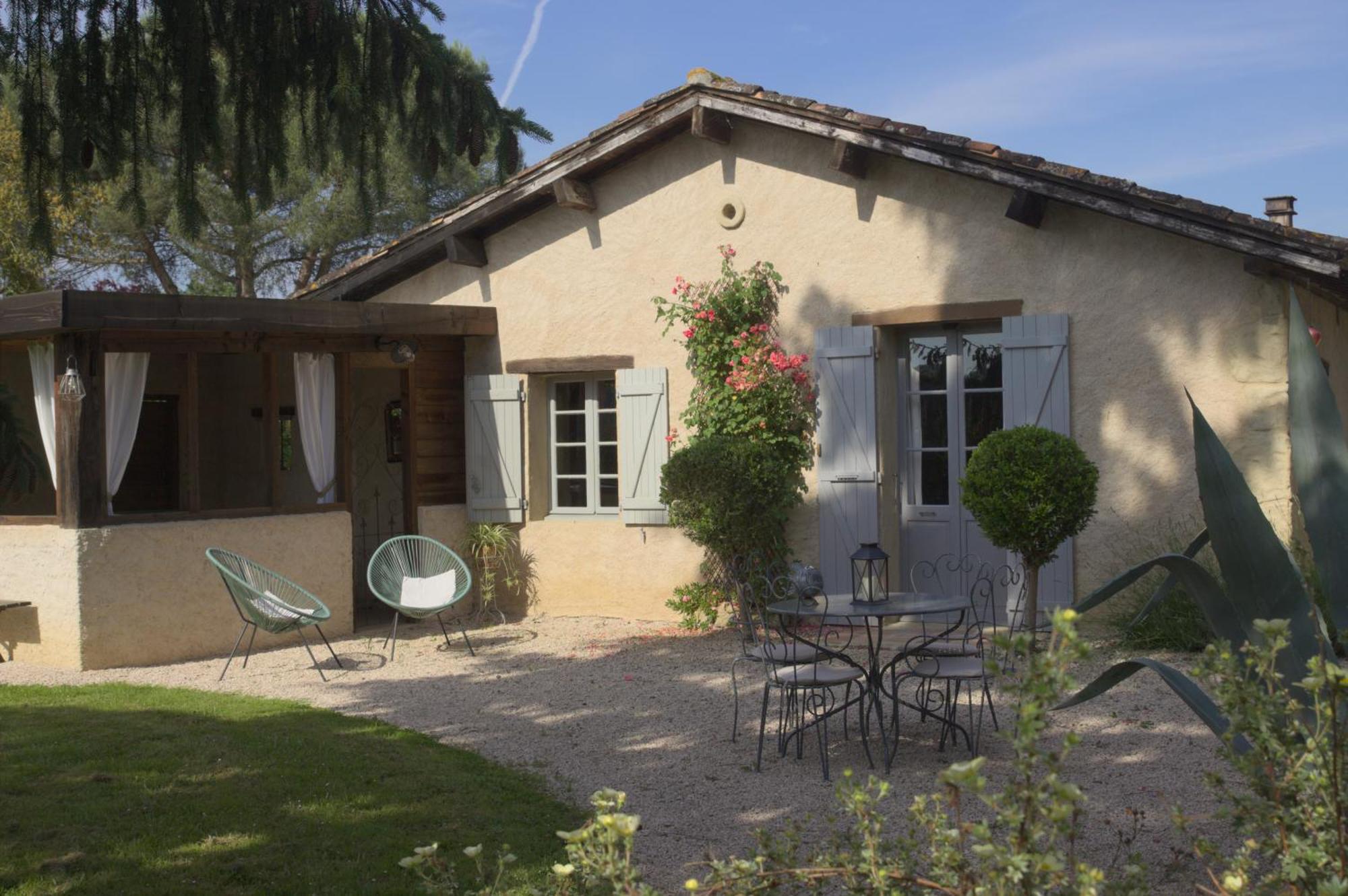 Au Bel Air Bed & Breakfast Clermont-Pouyguilles Eksteriør bilde